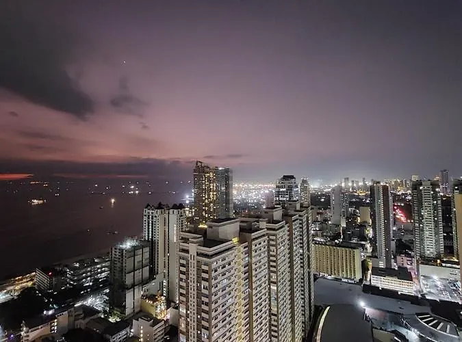 Aparthotel Affordable Bay & Lights View With Free Pool Access Manila
