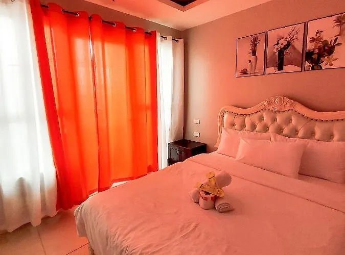 Aparthotel Affordable Bay & Lights View With Free Pool Access