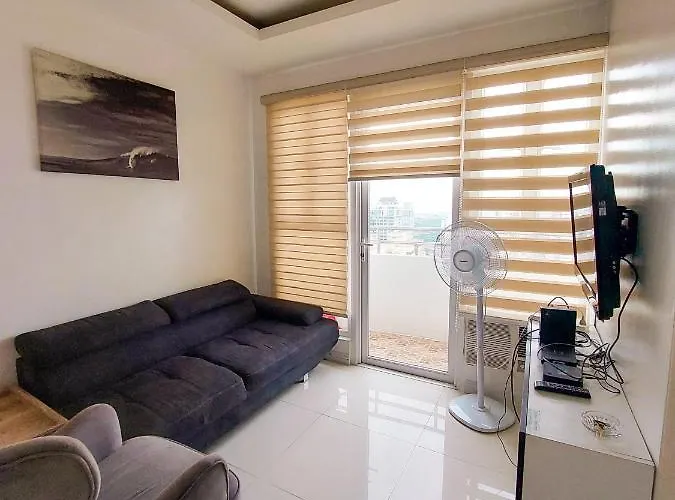 Aparthotel Affordable Bay & Lights View With Free Pool Access 4*
