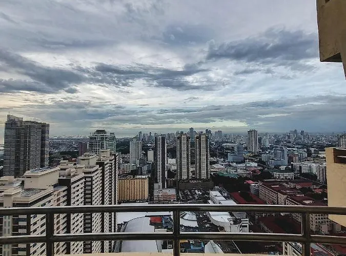 Affordable Bay & Lights View With Free Pool Access